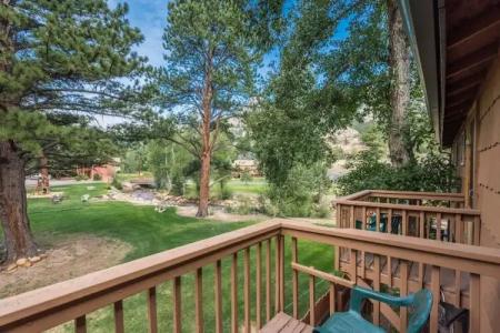 4 Seasons Inn on Fall River - 84