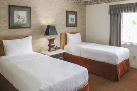 Parkway International Resort - 56