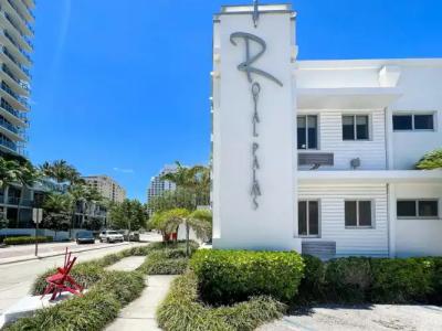 Royal Palms Resort & Spa - 40