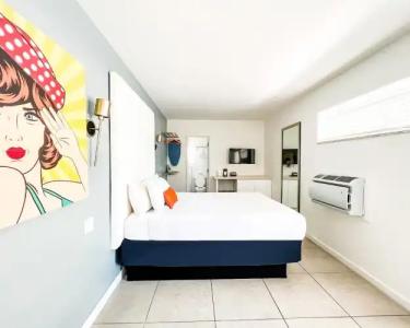 Royal Palms Resort & Spa - 1