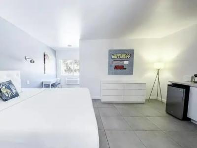 Royal Palms Resort & Spa - 44