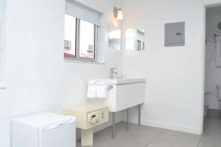 Royal Palms Resort & Spa - 7