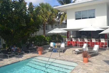 Royal Palms Resort & Spa - 14