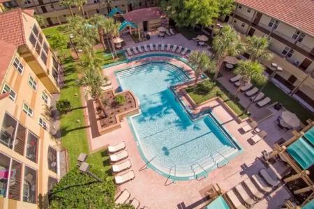 Blue Tree Resort at Lake Buena Vista - 13