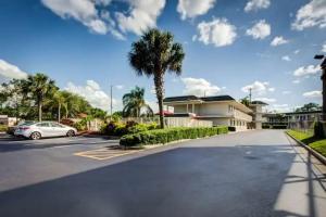 Motel 6-Lakeland, FL, Lakeland