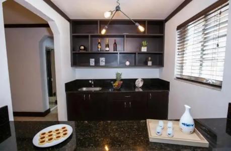 Lincoln Arms Suites - 97