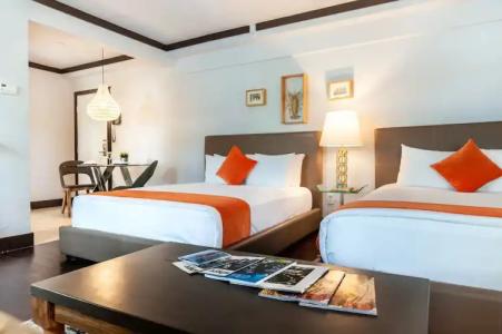 Lincoln Arms Suites - 63