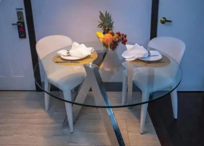 Lincoln Arms Suites - 24