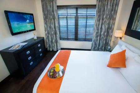 Lincoln Arms Suites - 29