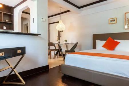 Lincoln Arms Suites - 64