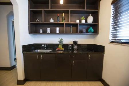 Lincoln Arms Suites - 15