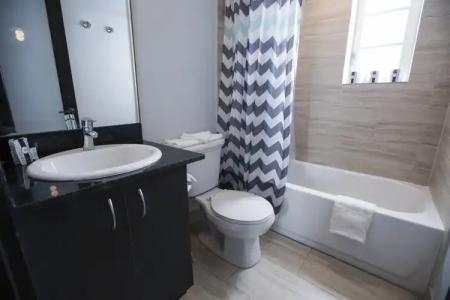 Lincoln Arms Suites - 21
