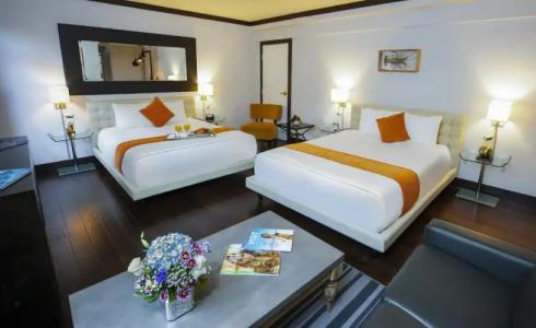 Lincoln Arms Suites - 22