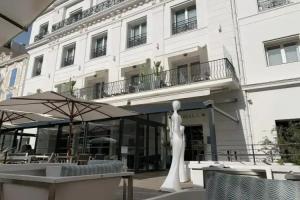Hôtel Le Canberra, Cannes