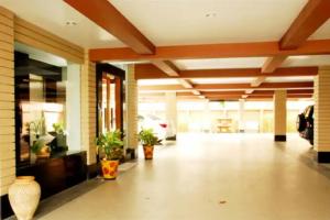 Apartment Hotel «BCJ Residence», Ban Don Muang