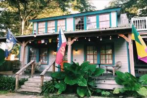 Blue Moon Guest House, Lafayette