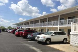 Kings Arms Motel, Ocean