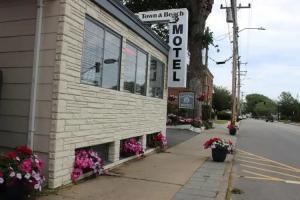Town & Beach Motel, Falmouth