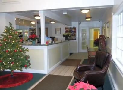 Yankee Clipper Inn - 24