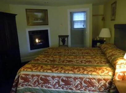 Yankee Clipper Inn - 6