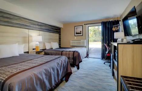 Yankee Clipper Inn - 26