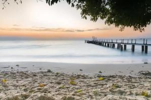 Thipsamed Resort, Samet Island
