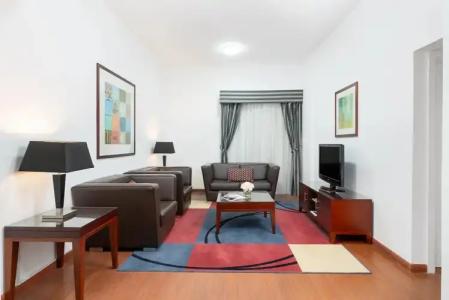 Golden Sands & Residences - 113