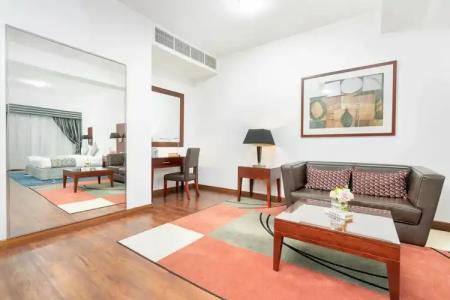 Golden Sands & Residences - 105