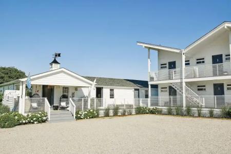 Hero Beach Club - 25