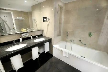 Splendid & Spa Nice - 125