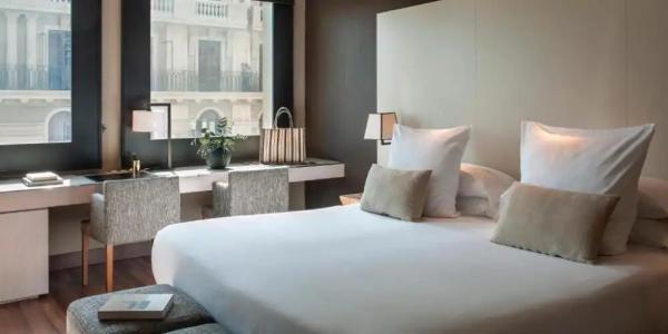 Grand Central, Small Luxurys - 105