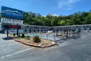 Bear Mount Inn & Suites, Pigeon Forge