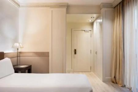 Duquesa de Cardona 4 Sup by Grup Duquessa - 5