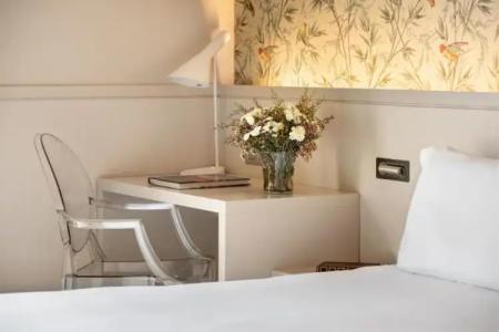 Duquesa de Cardona 4 Sup by Grup Duquessa - 70