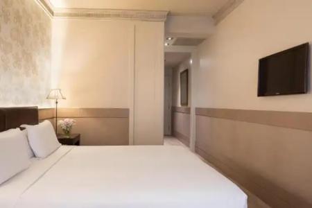 Duquesa de Cardona 4 Sup by Grup Duquessa - 76