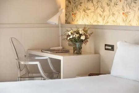 Duquesa de Cardona 4 Sup by Grup Duquessa - 64