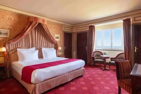 Hôtel Barrière Le Royal Deauville - 42