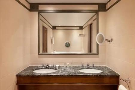 Hôtel Barrière Le Royal Deauville - 76