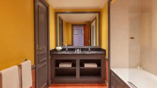 Hôtel Barrière Le Royal Deauville - 45