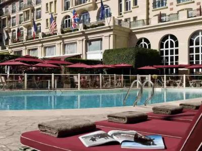 Hôtel Barrière Le Royal Deauville - 14