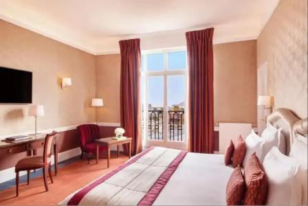 Hôtel Barrière Le Royal Deauville - 34