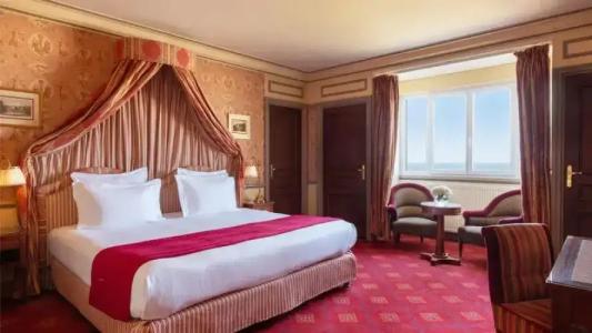 Hôtel Barrière Le Royal Deauville - 46