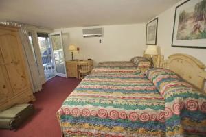 Mountaineer Inn, Stowe
