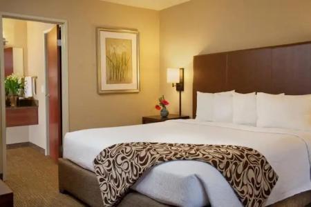 Silver Cloud - Seattle University of Washington District - 4