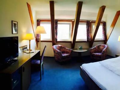 Dein Gutshof & Ferienwohnungen - 5