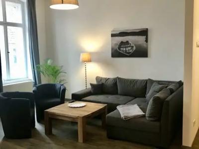 Dein Gutshof & Ferienwohnungen - 24