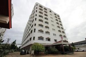 Diamond Place, Ban Don Muang