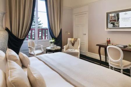 Hôtel Barrière L'Hermitage - 4