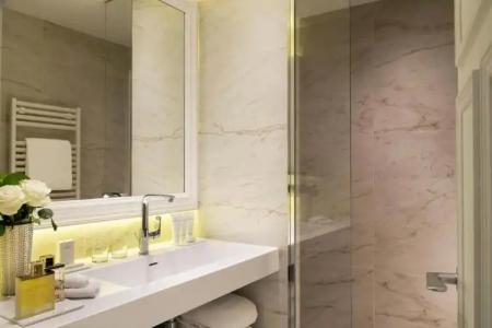 Hôtel Barrière L'Hermitage - 69