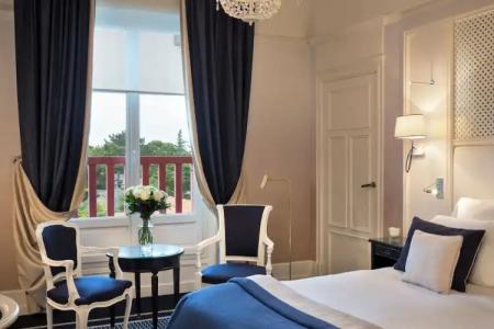 Hôtel Barrière L'Hermitage - 58